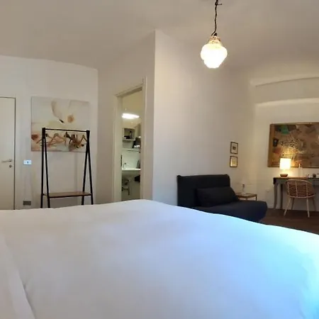 Civico 10 Guest house