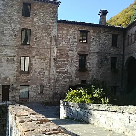 Civico 10 *